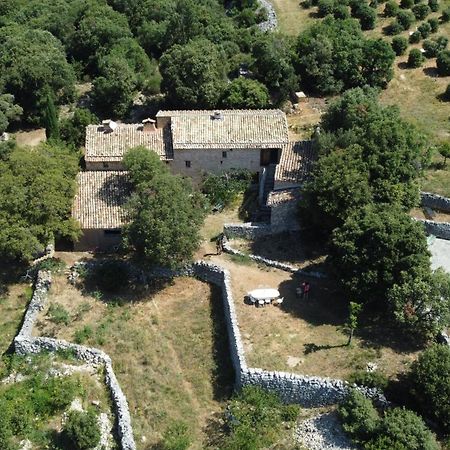 Le Jas Des Aiguiers Hotel Saint-Saturnin-les-Apt Luaran gambar